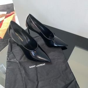 SAINT LAURENT BLACK HEELS